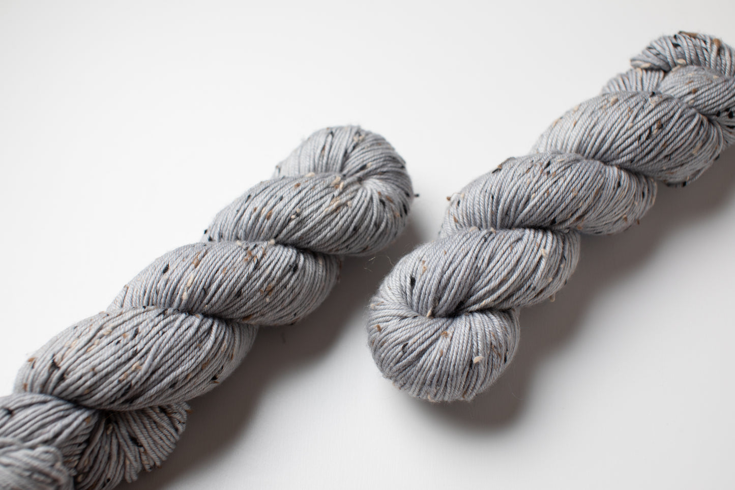 gray nep yarn