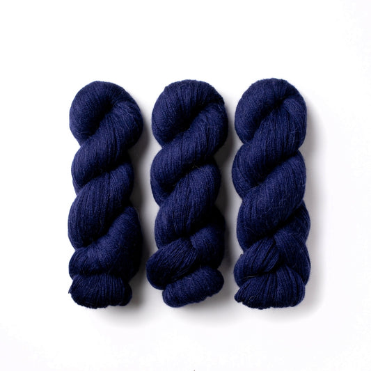 紺の毛糸