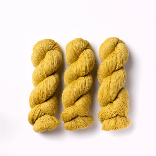黄色の毛糸