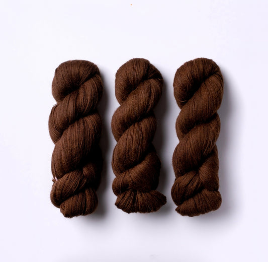茶色の毛糸